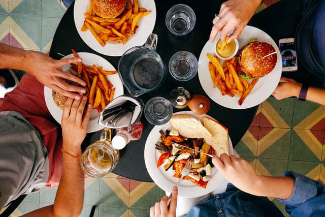 having-lunch-together.jpg
